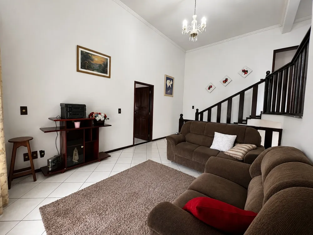 Casa, 4 quartos, 230 m² - Foto 8