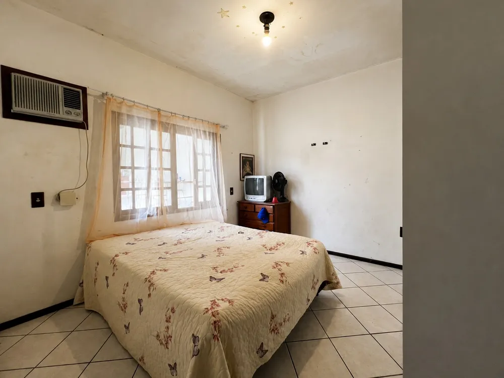 Casa, 4 quartos, 230 m² - Foto 7