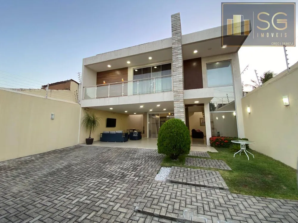 Casa, 3 quartos, 210 m² - Foto 2
