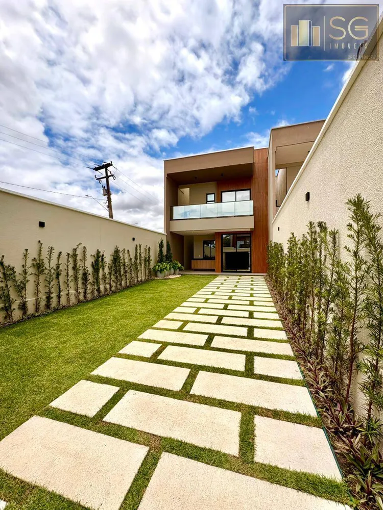 Casa, 4 quartos, 171 m² - Foto 1