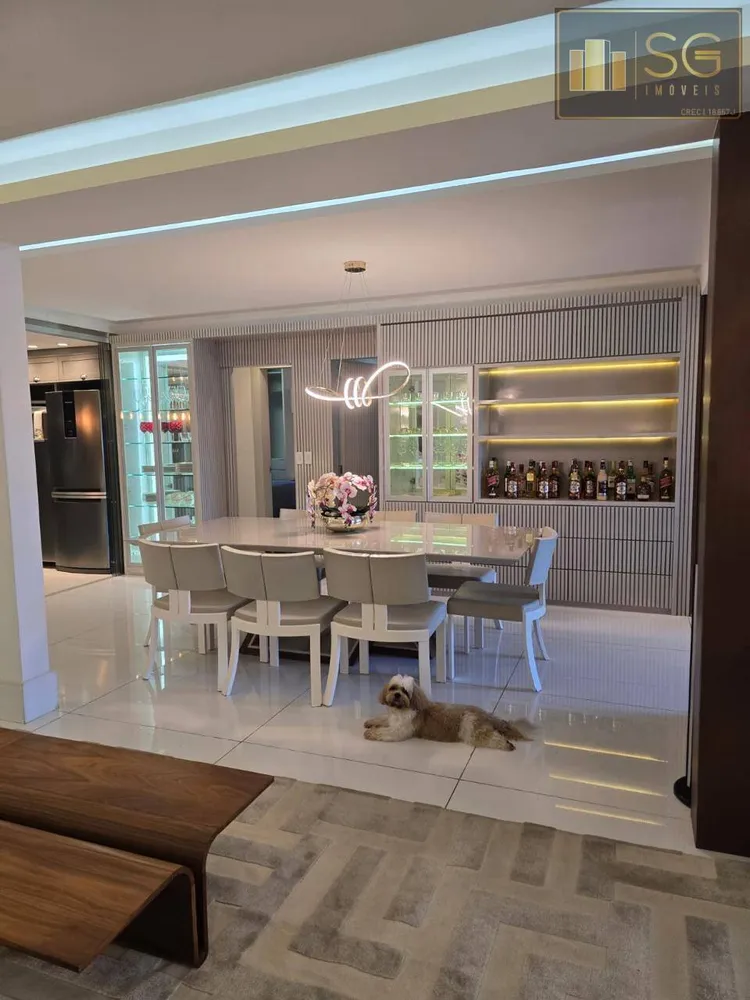 Apartamento, 4 quartos, 240 m² - Foto 9