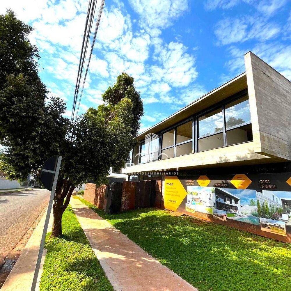 Casa, 4 quartos, 361 m² - Foto 1