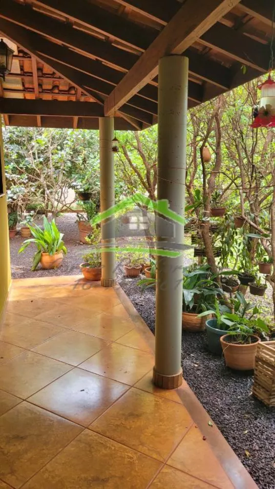 Casa de Condomínio à venda com 4 quartos, 300m² - Foto 4