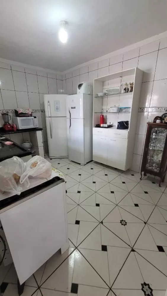 Casa à venda com 3 quartos, 250m² - Foto 15