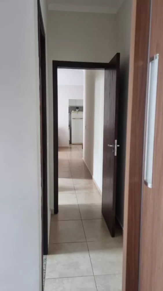 Apartamento à venda com 2 quartos, 69m² - Foto 2