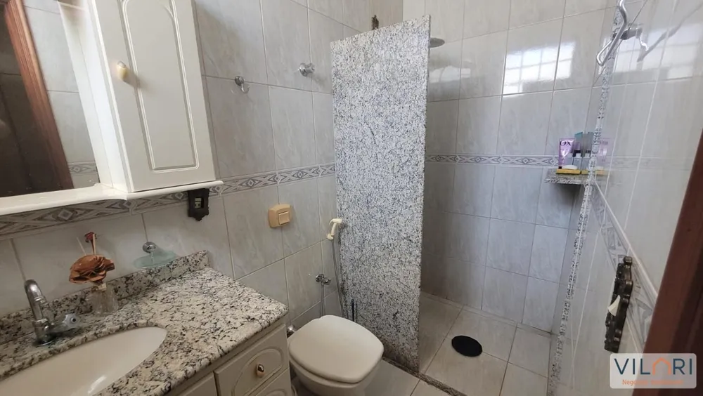 Casa, 3 quartos, 231 m² - Foto 2