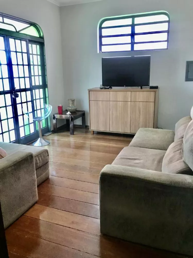 Casa à venda com 4 quartos, 171m² - Foto 5