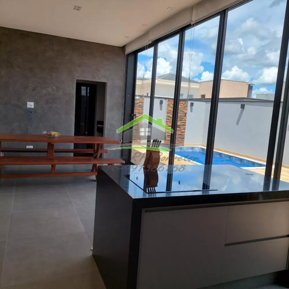 Casa de Condomínio à venda com 3 quartos, 197m² - Foto 2