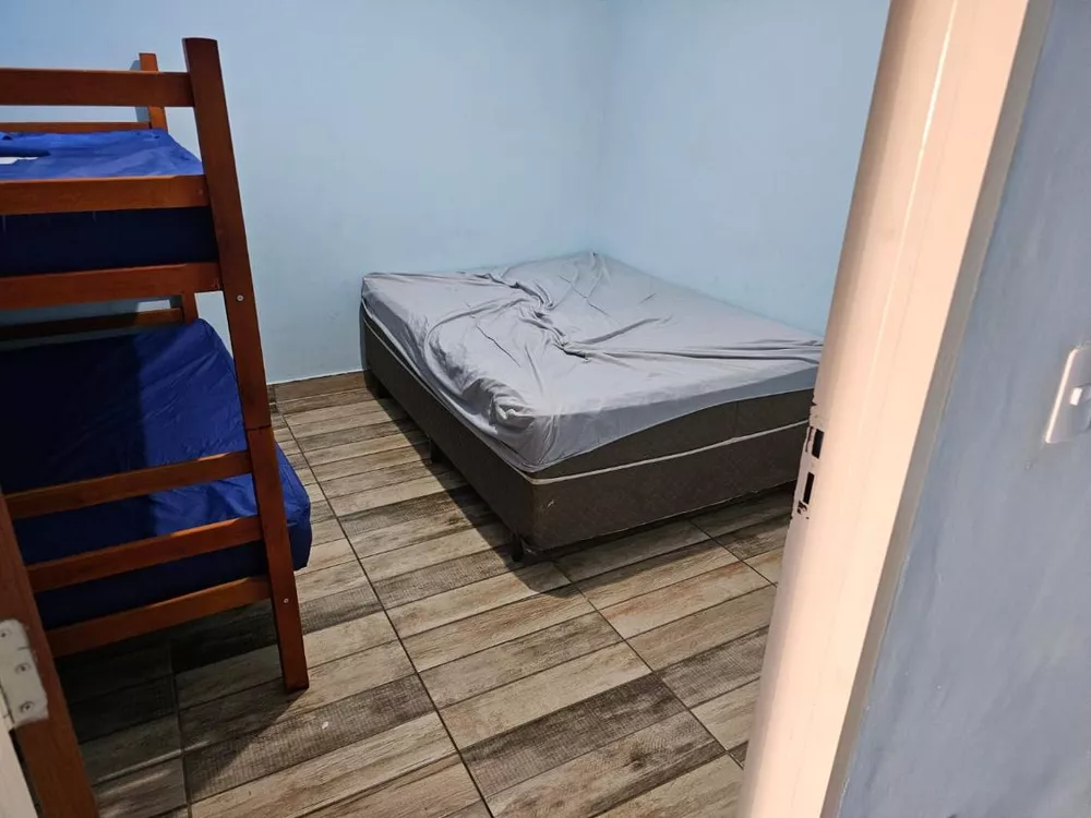 Casa à venda com 3 quartos, 90m² - Foto 8