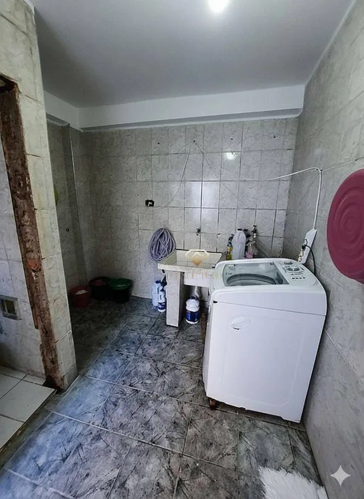 Casa, 3 quartos, 190 m² - Foto 2