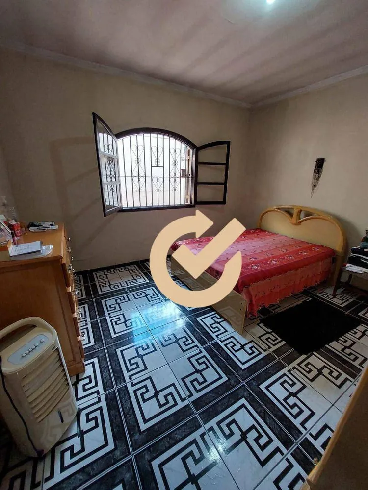 Casa, 3 quartos, 200 m² - Foto 4