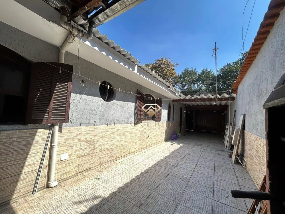 Casa, 4 quartos, 152 m² - Foto 1