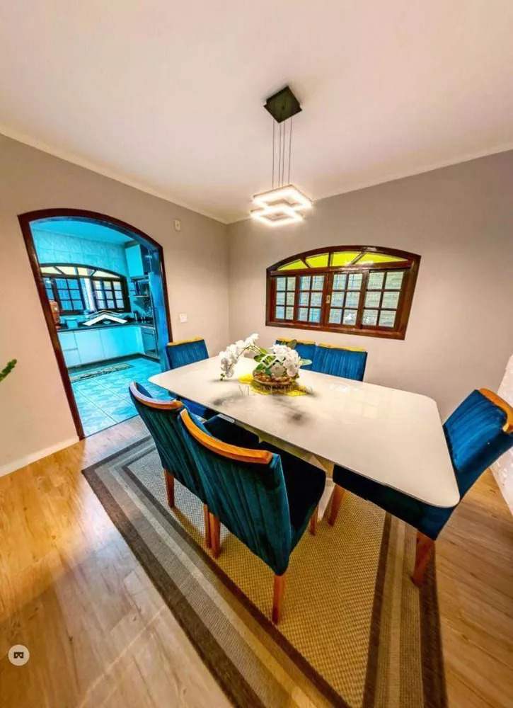 Sobrado, 3 quartos, 270 m² - Foto 2