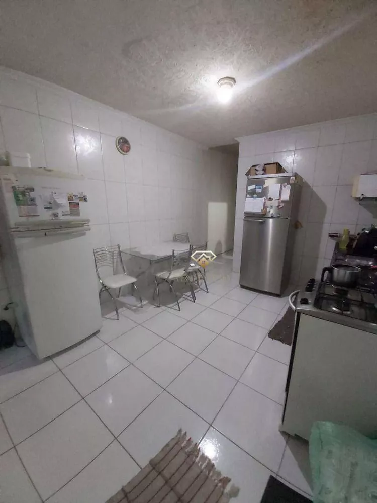 Sobrado, 5 quartos, 236 m² - Foto 2