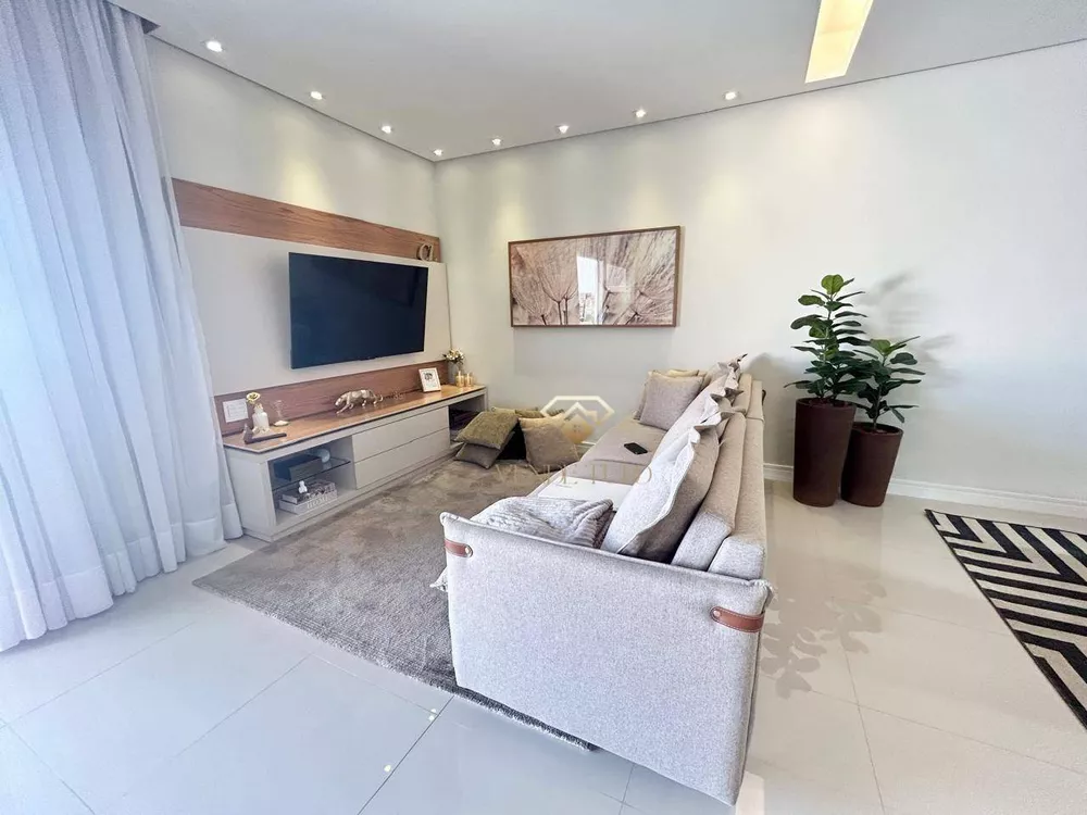 Sobrado, 4 quartos, 230 m² - Foto 1