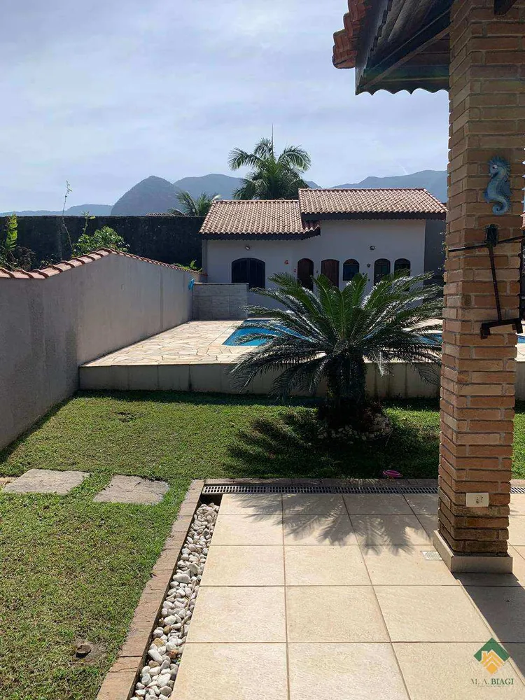 Casa, 3 quartos, 199 m² - Foto 2