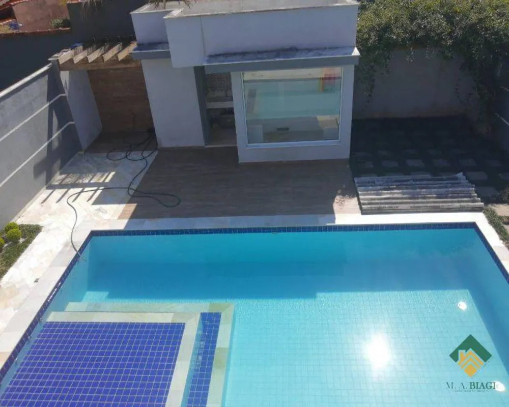 Casa, 4 quartos, 280 m² - Foto 1