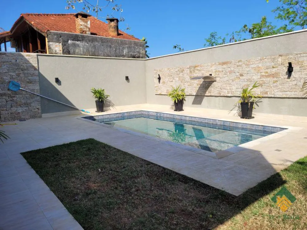 Casa, 4 quartos, 290 m² - Foto 2