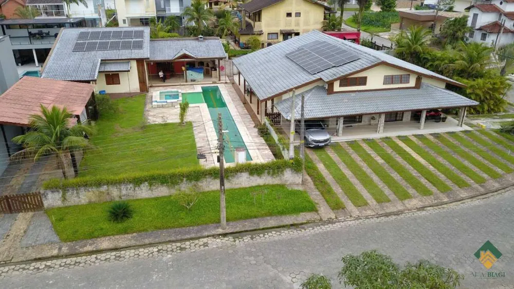 Casa, 4 quartos - Foto 1