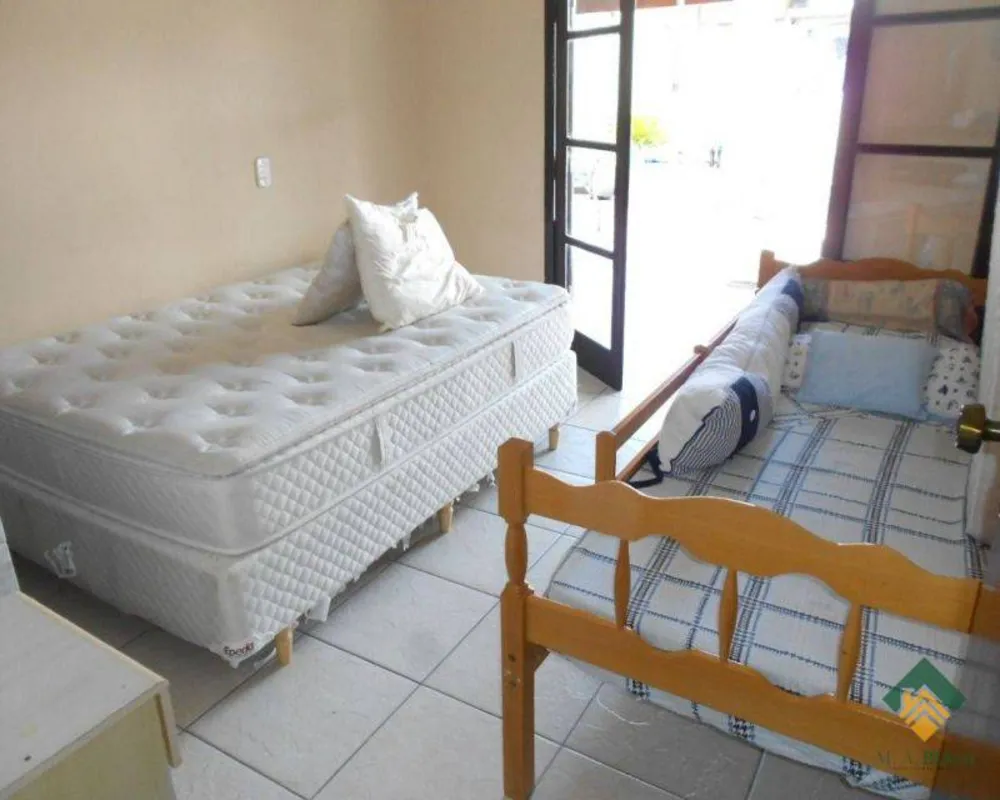 Casa, 3 quartos, 200 m² - Foto 6
