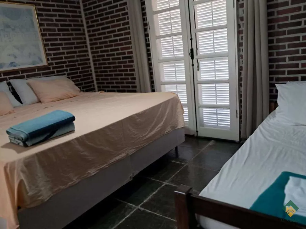 Casa, 3 quartos, 230 m² - Foto 2