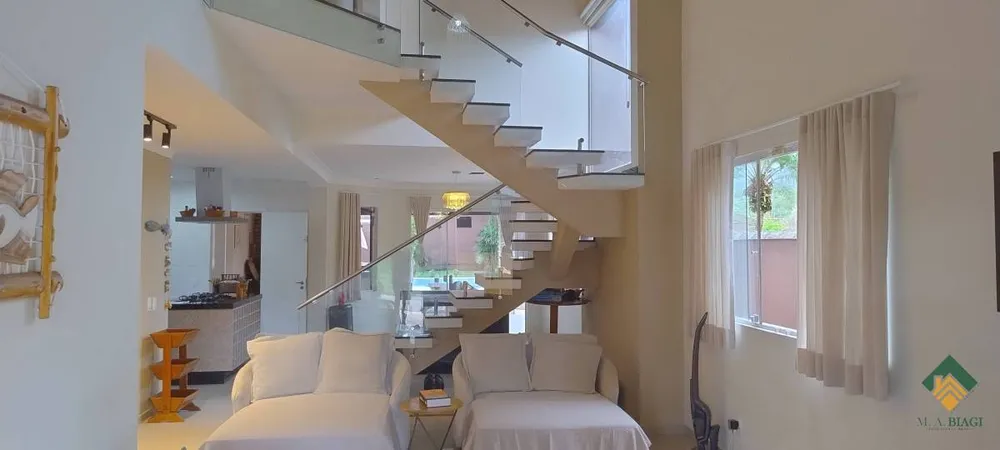 Sobrado, 4 quartos, 270 m² - Foto 1