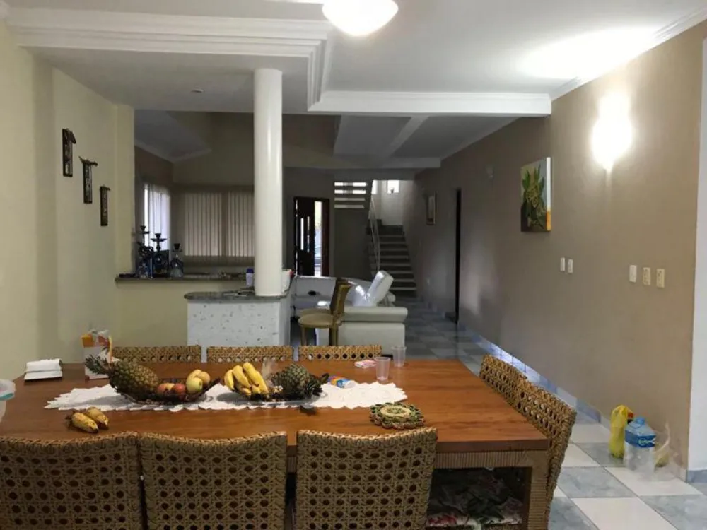 Casa, 5 quartos, 200 m² - Foto 2