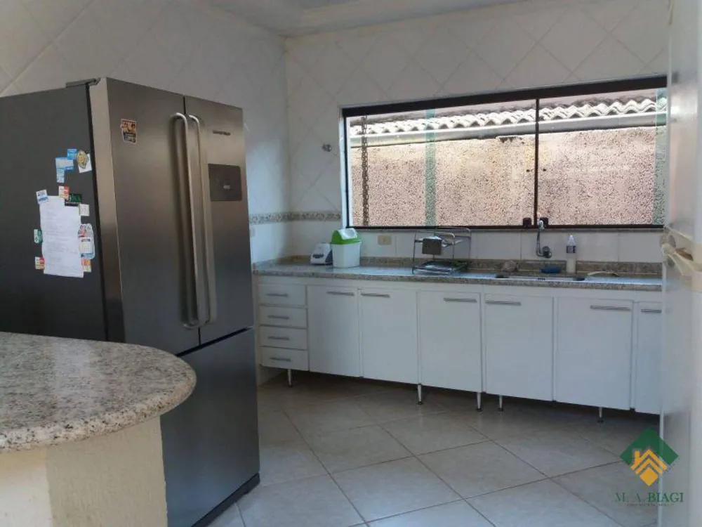 Casa, 4 quartos, 270 m² - Foto 4