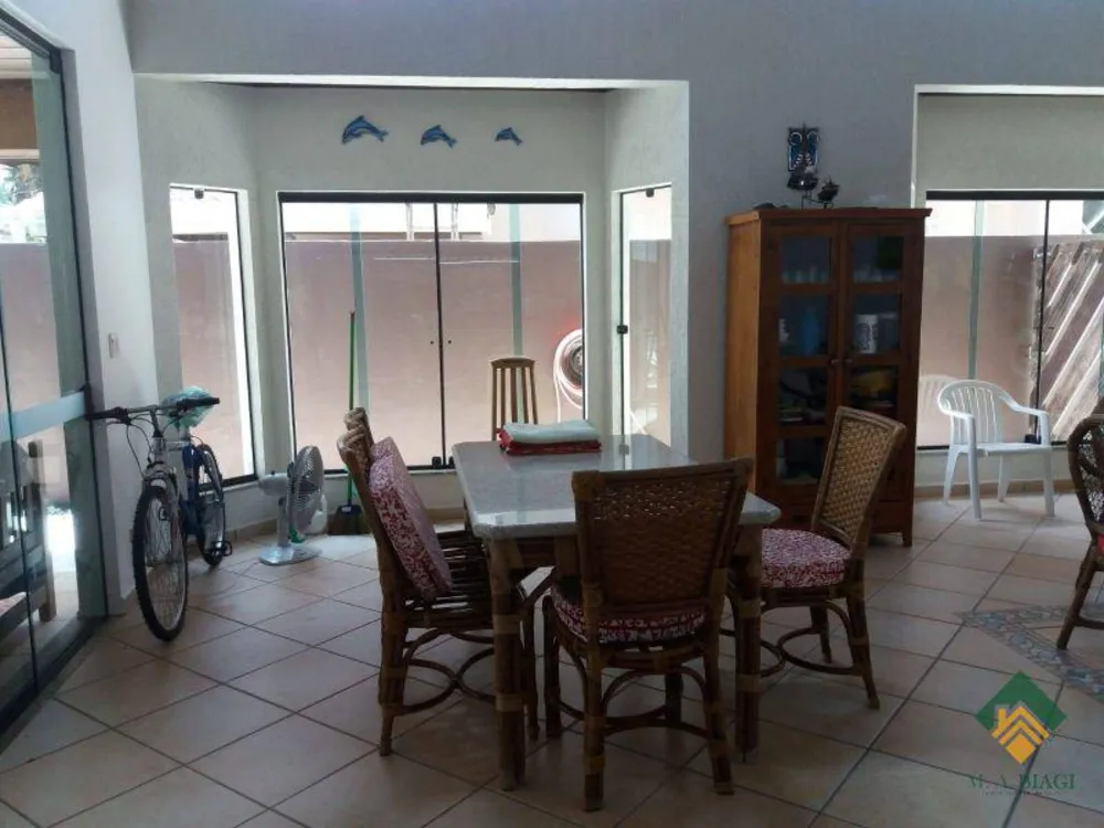 Casa, 4 quartos, 270 m² - Foto 6