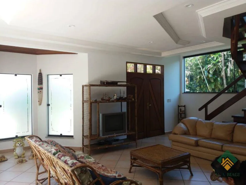 Casa, 4 quartos, 270 m² - Foto 9