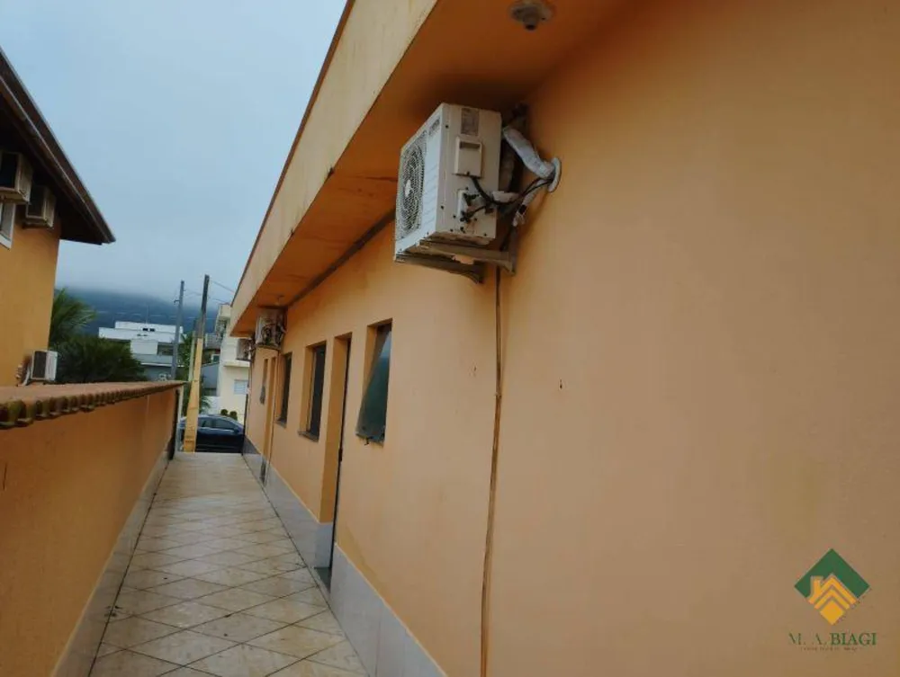 Casa, 2 quartos, 140 m² - Foto 1