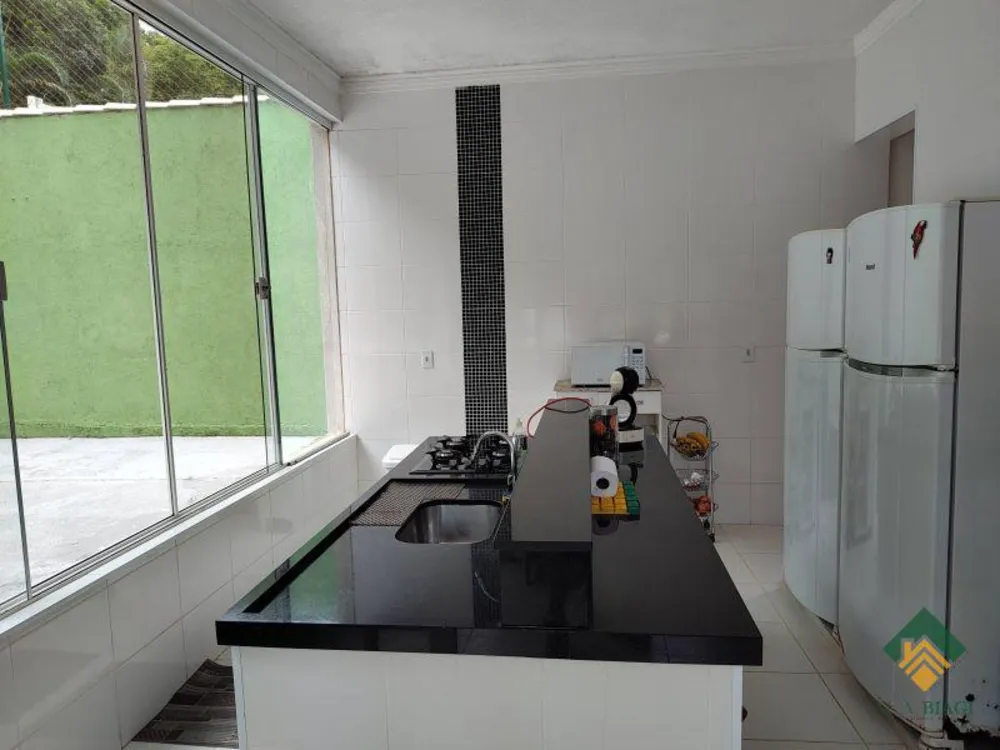 Sobrado, 4 quartos, 302 m² - Foto 2