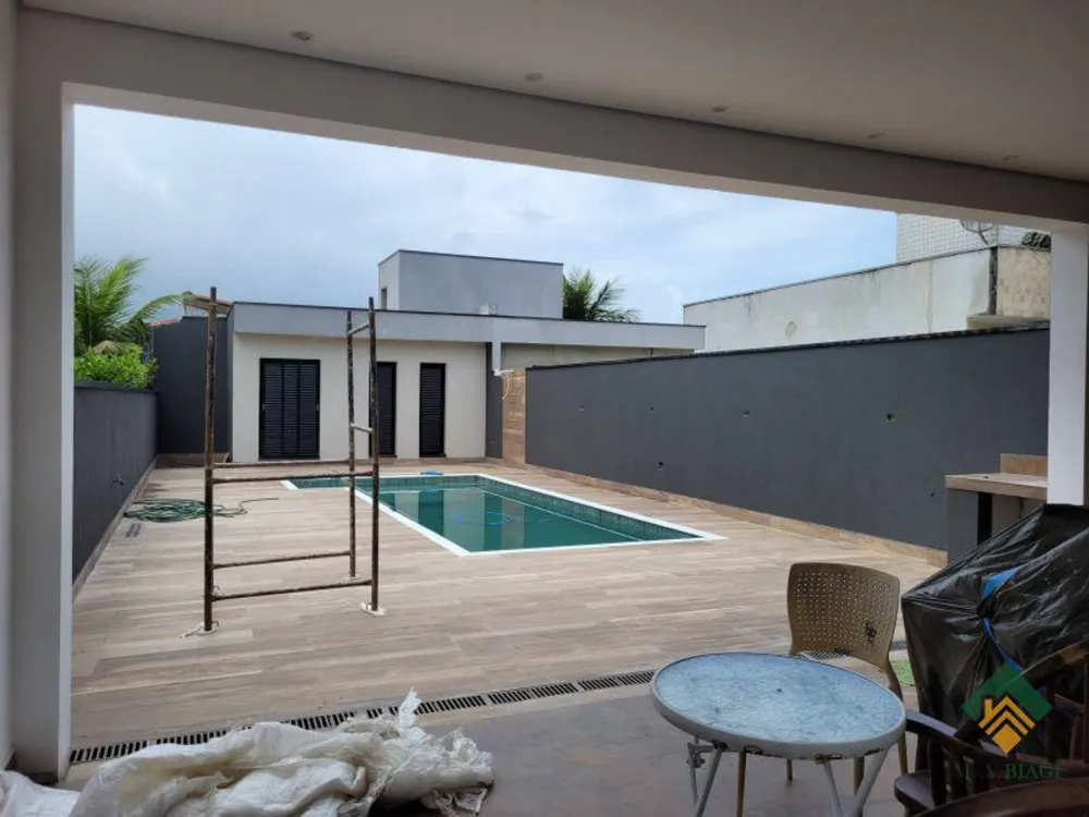 Casa, 4 quartos, 160 m² - Foto 2