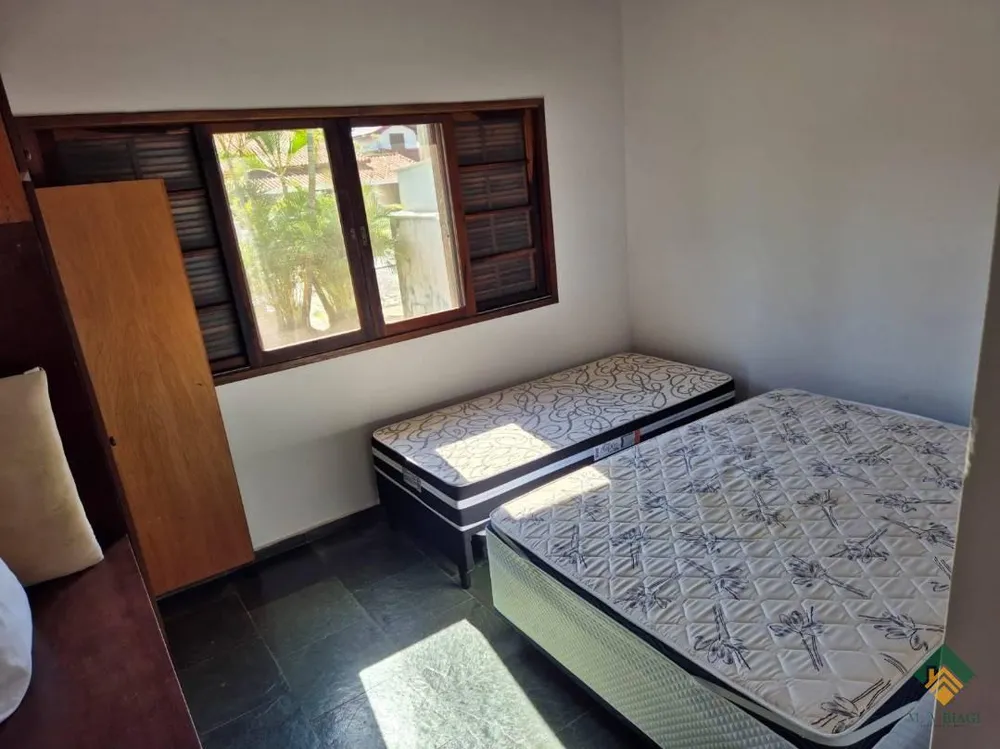 Casa, 3 quartos, 195 m² - Foto 1