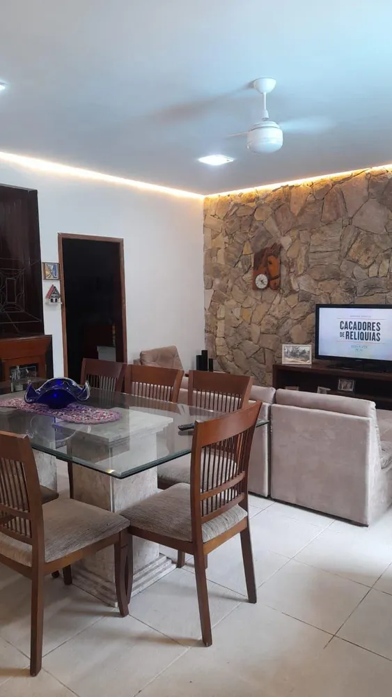 Casa, 4 quartos, 300 m² - Foto 2