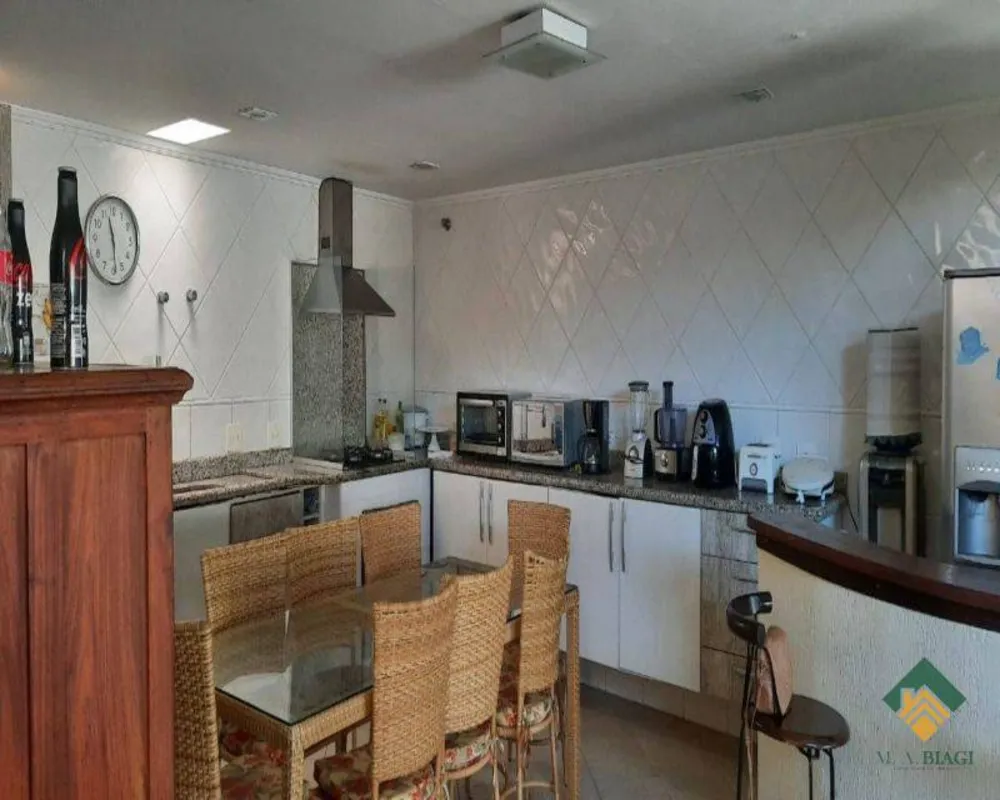 Casa, 6 quartos, 270 m² - Foto 4