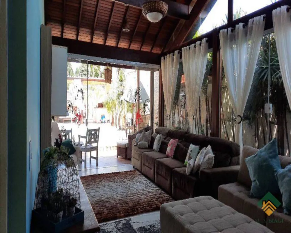 Casa, 6 quartos, 270 m² - Foto 5
