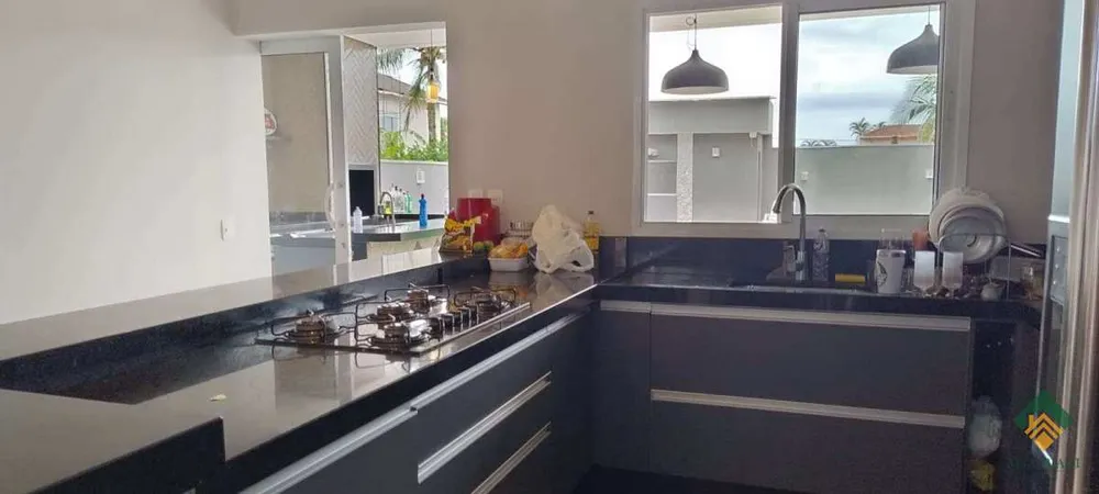 Casa, 4 quartos, 247 m² - Foto 4