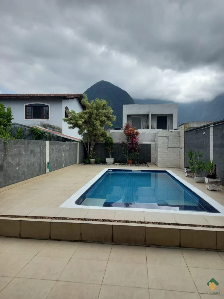 Casa, 3 quartos, 252 m² - Foto 2