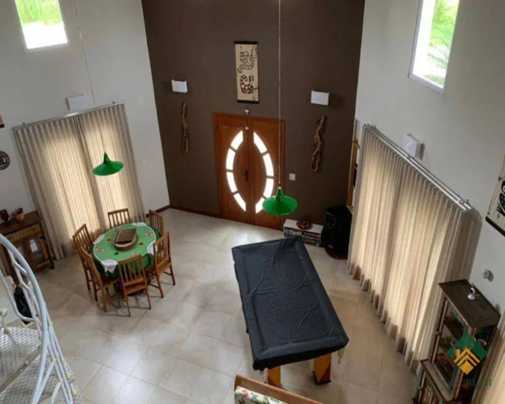 Casa, 4 quartos, 336 m² - Foto 1