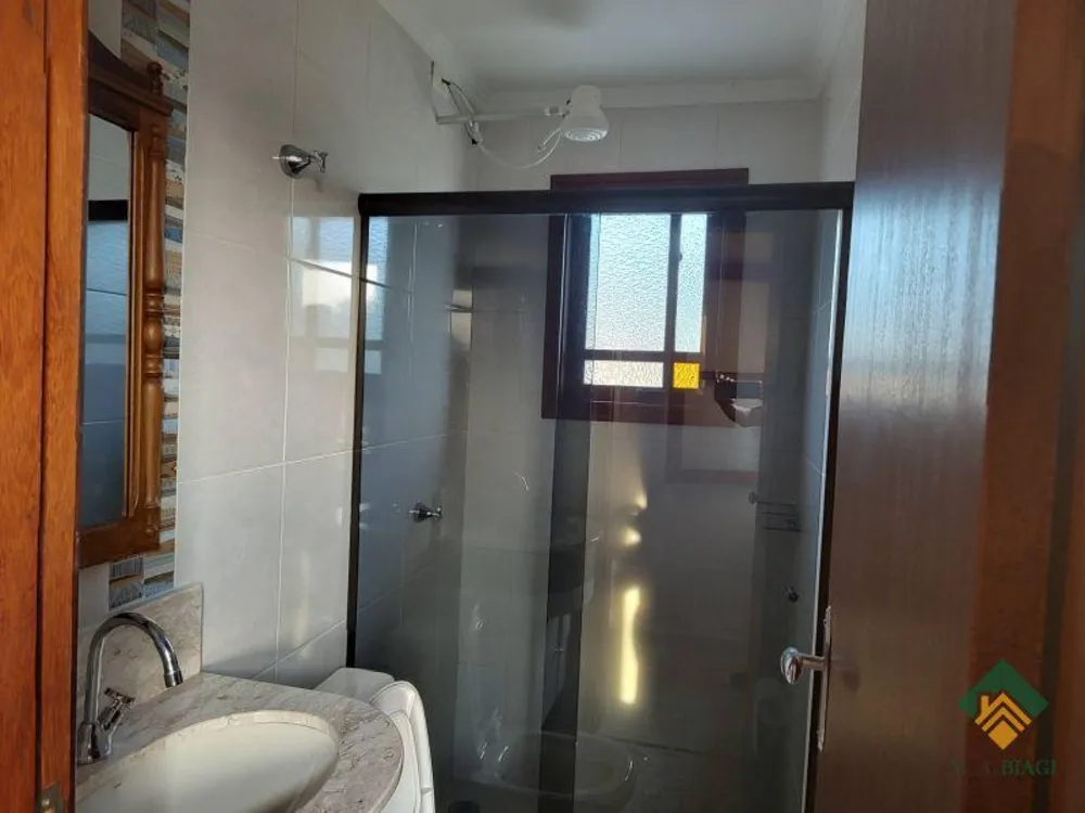 Sobrado, 5 quartos, 220 m² - Foto 2