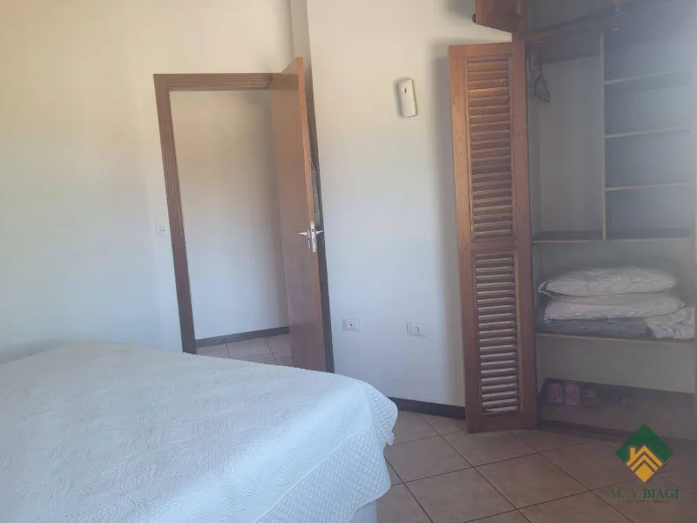 Casa, 3 quartos, 210 m² - Foto 2
