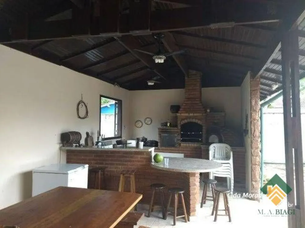 Casa, 4 quartos, 230 m² - Foto 2