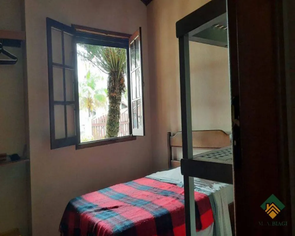 Casa, 3 quartos, 236 m² - Foto 3