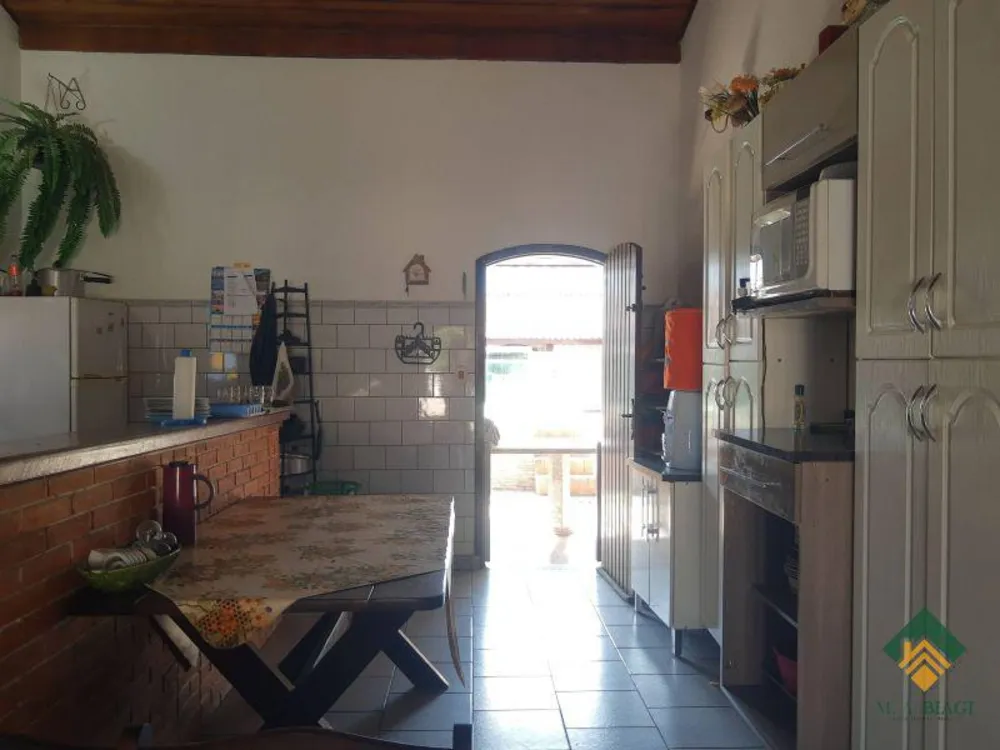 Casa, 5 quartos, 180 m² - Foto 2