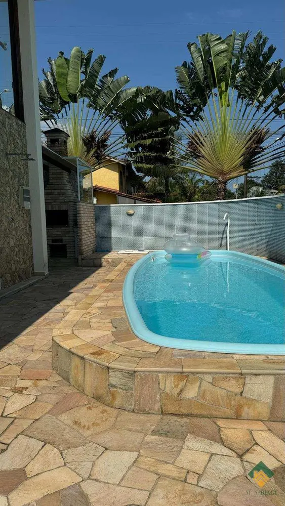 Sobrado, 4 quartos, 253 m² - Foto 1