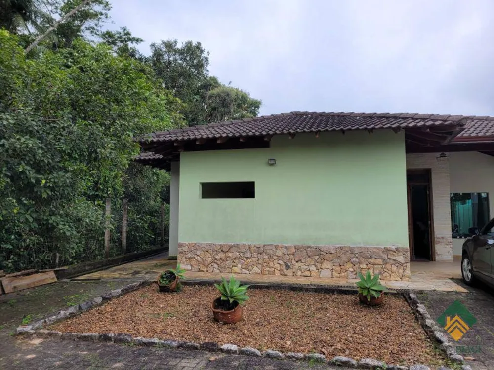 Casa, 4 quartos, 277 m² - Foto 1