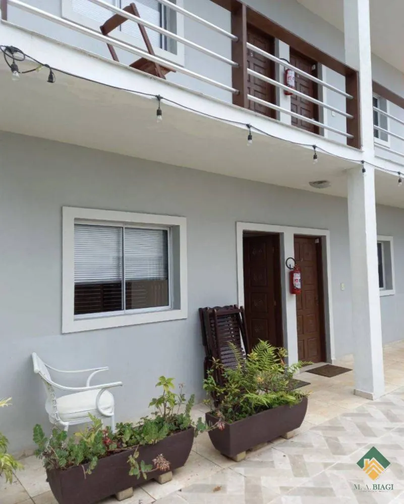 Casa, 6 quartos, 280 m² - Foto 1