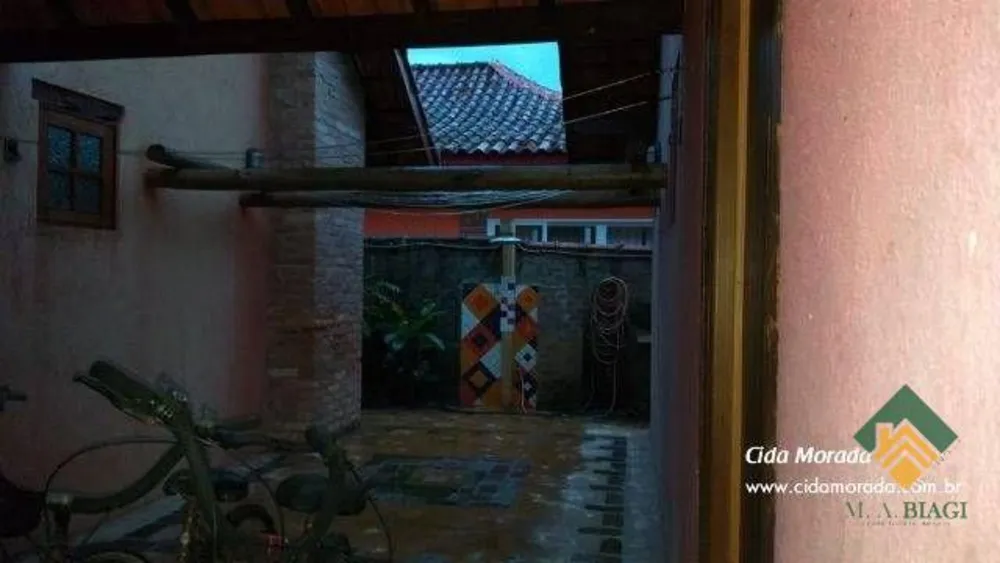Casa, 4 quartos, 242 m² - Foto 2