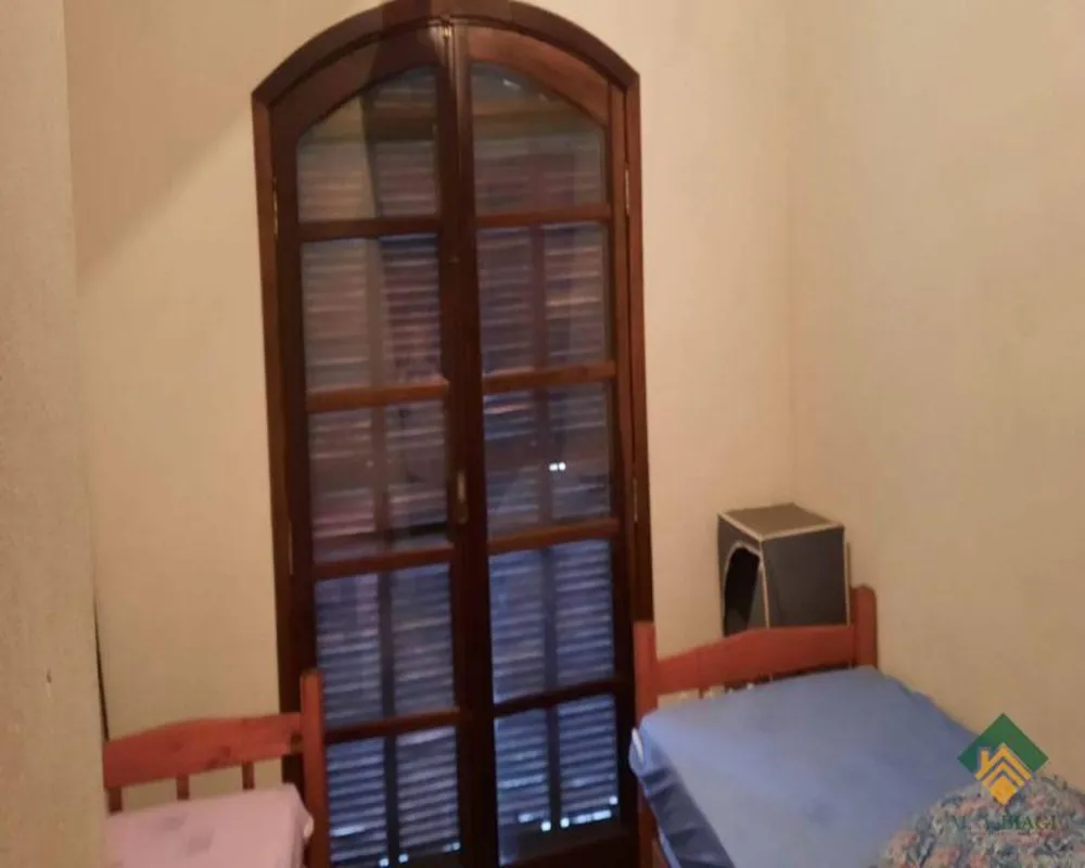 Casa, 4 quartos, 237 m² - Foto 4